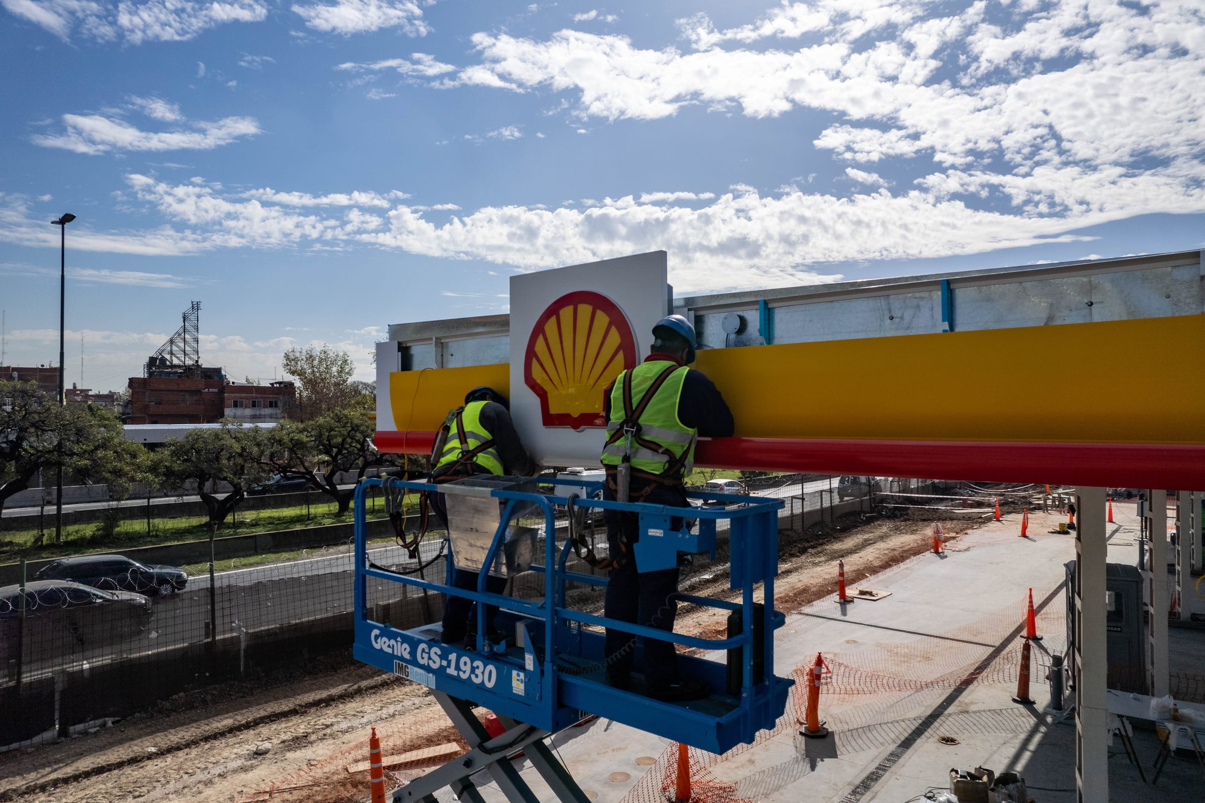 Shell AU Dellepiane — imagen 5