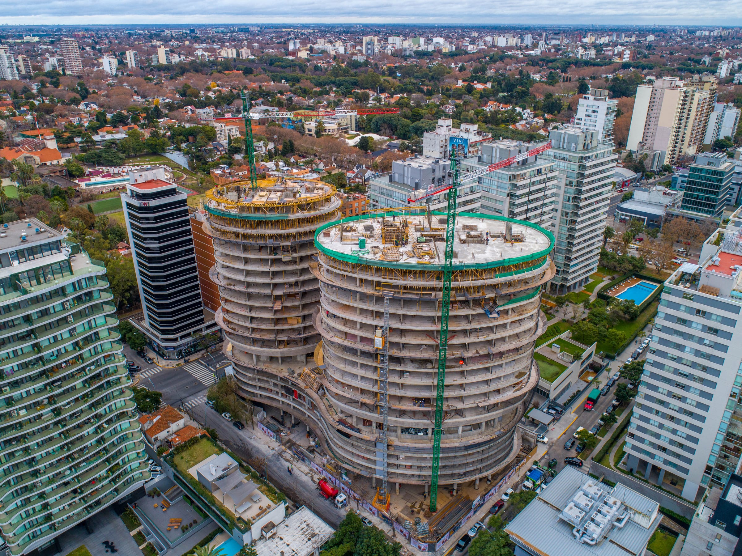 Infinity Towers — imagen 2